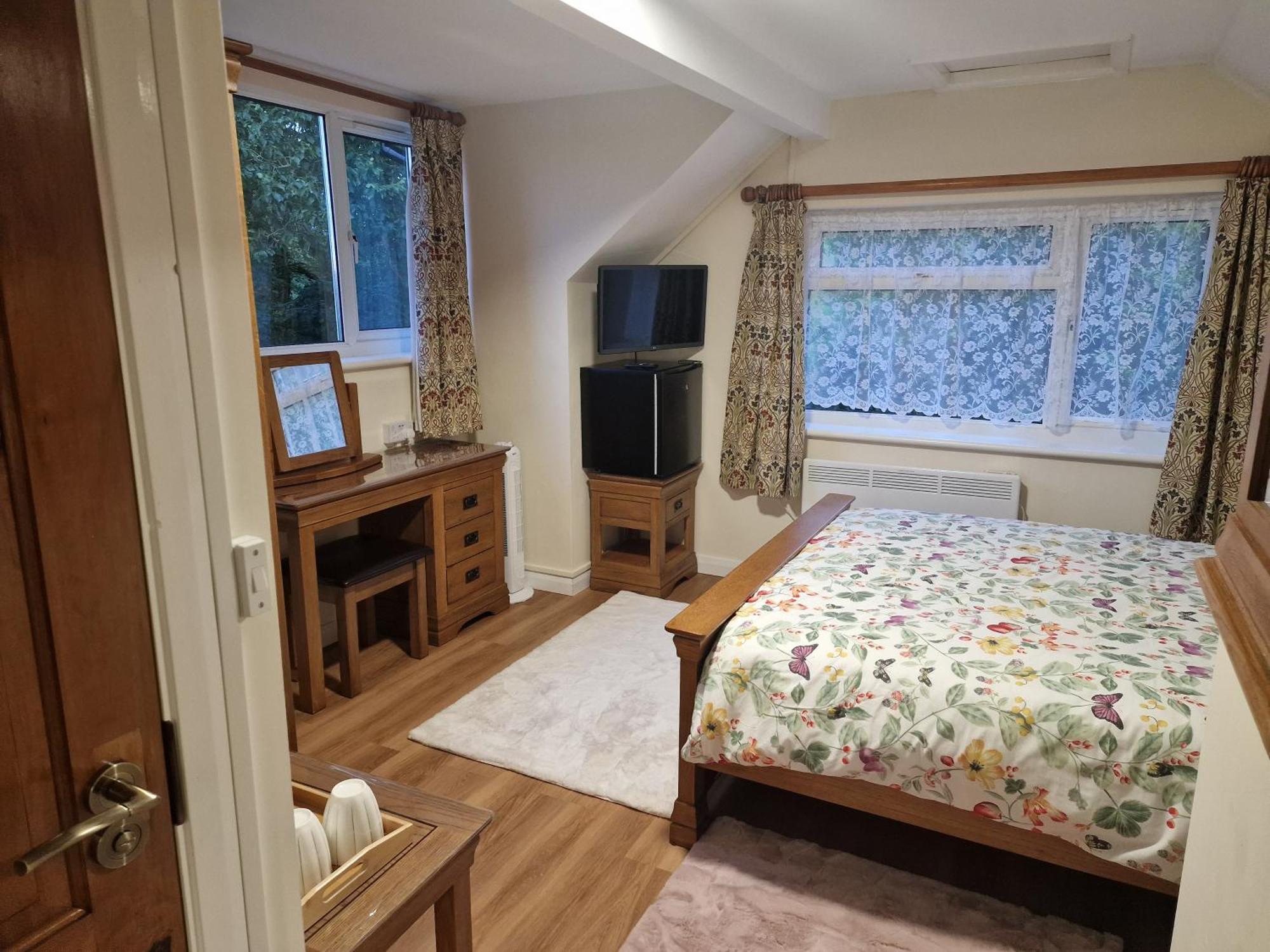 Woodvale Bungalow Little Haven Extérieur photo